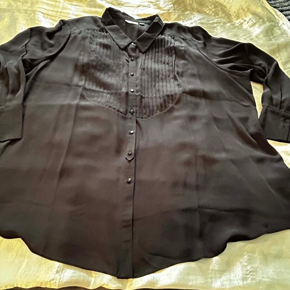TUXEDO BLOUSE, BLACK, SIZE 3X, FRONT PLEAT SECTION, FRONT BUTTONS, LONG SLEEVES